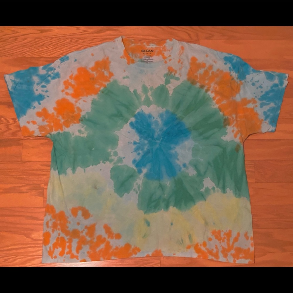Unique tie dye shirt